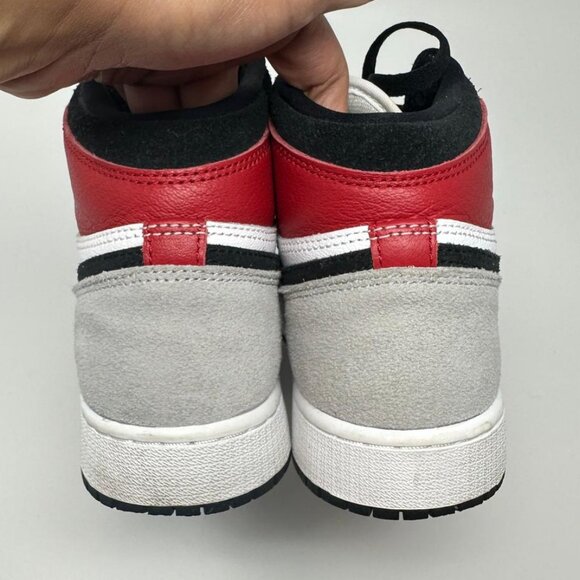 Nike Air Jordan 1 Retro 1 High OG Light Smoke Grey Youth Size 7Y - Picture 7 of 16